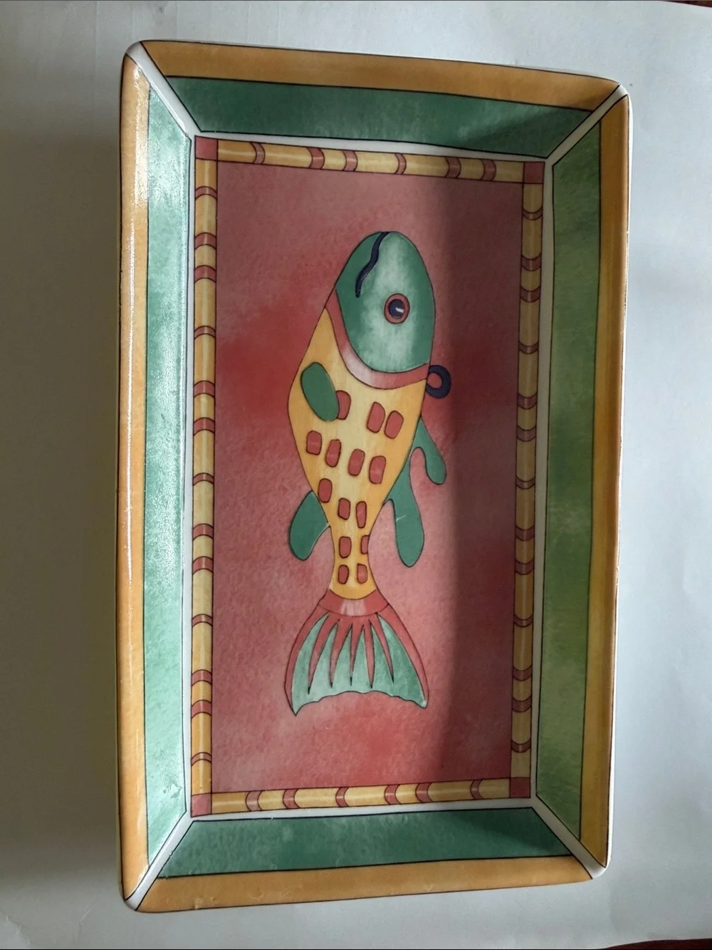 Vintage Splash by Siddhia Hutchinson hand -Painted Fish Tray in Green and Yellow